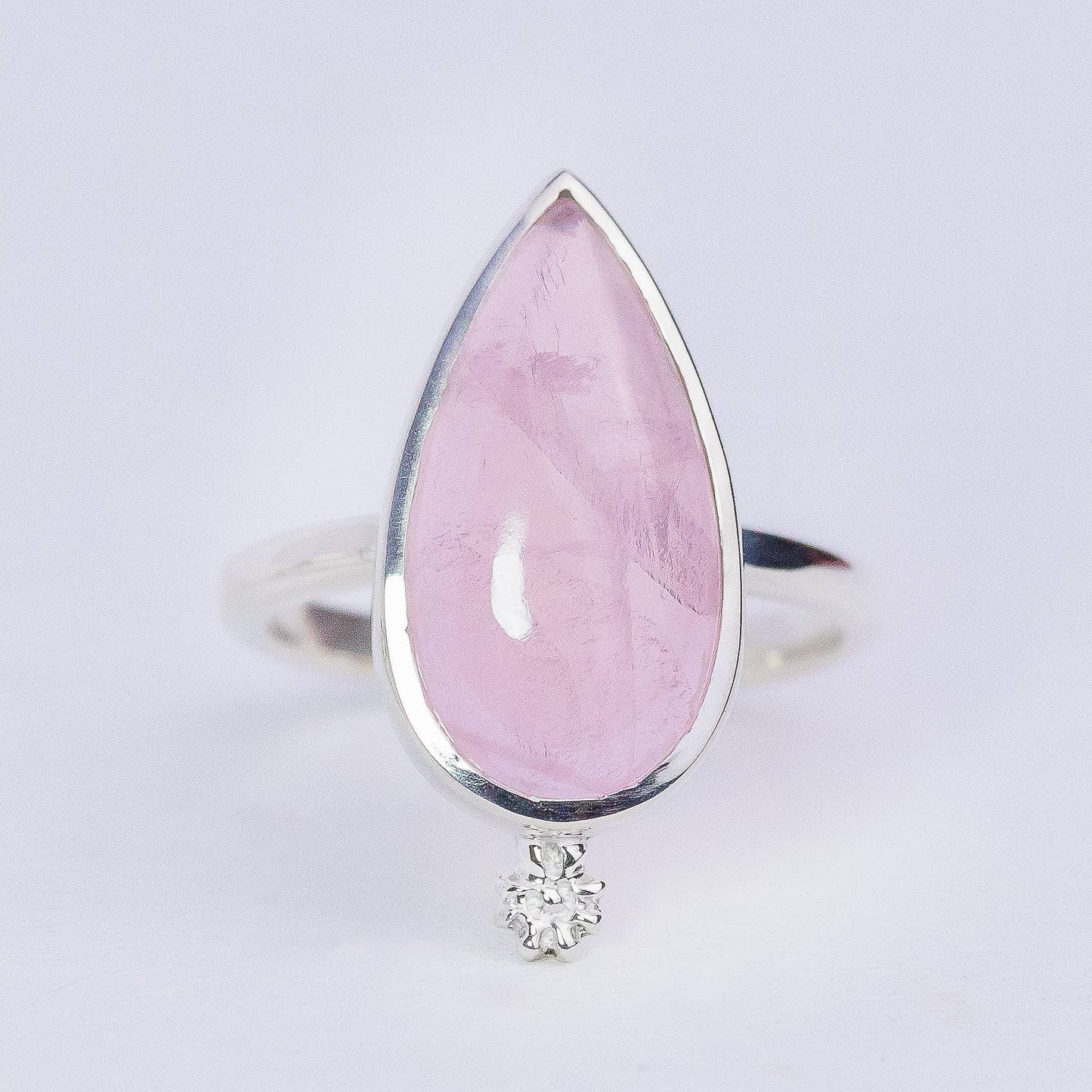 Rose Quartz Daydreamer Ring - Cozy Coven
