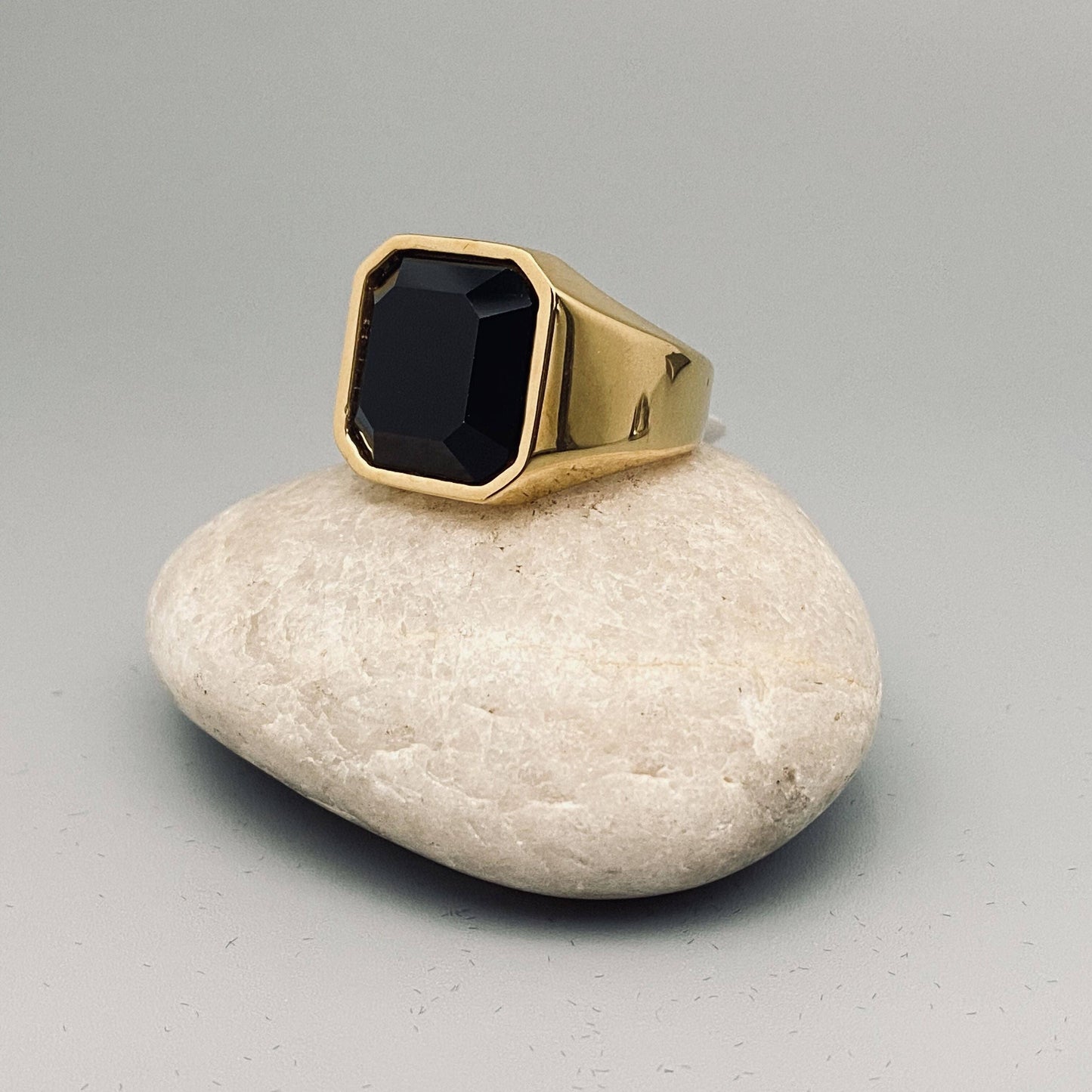 Black Agate Stone Men's Titanium Steel Ring - MJ/MR