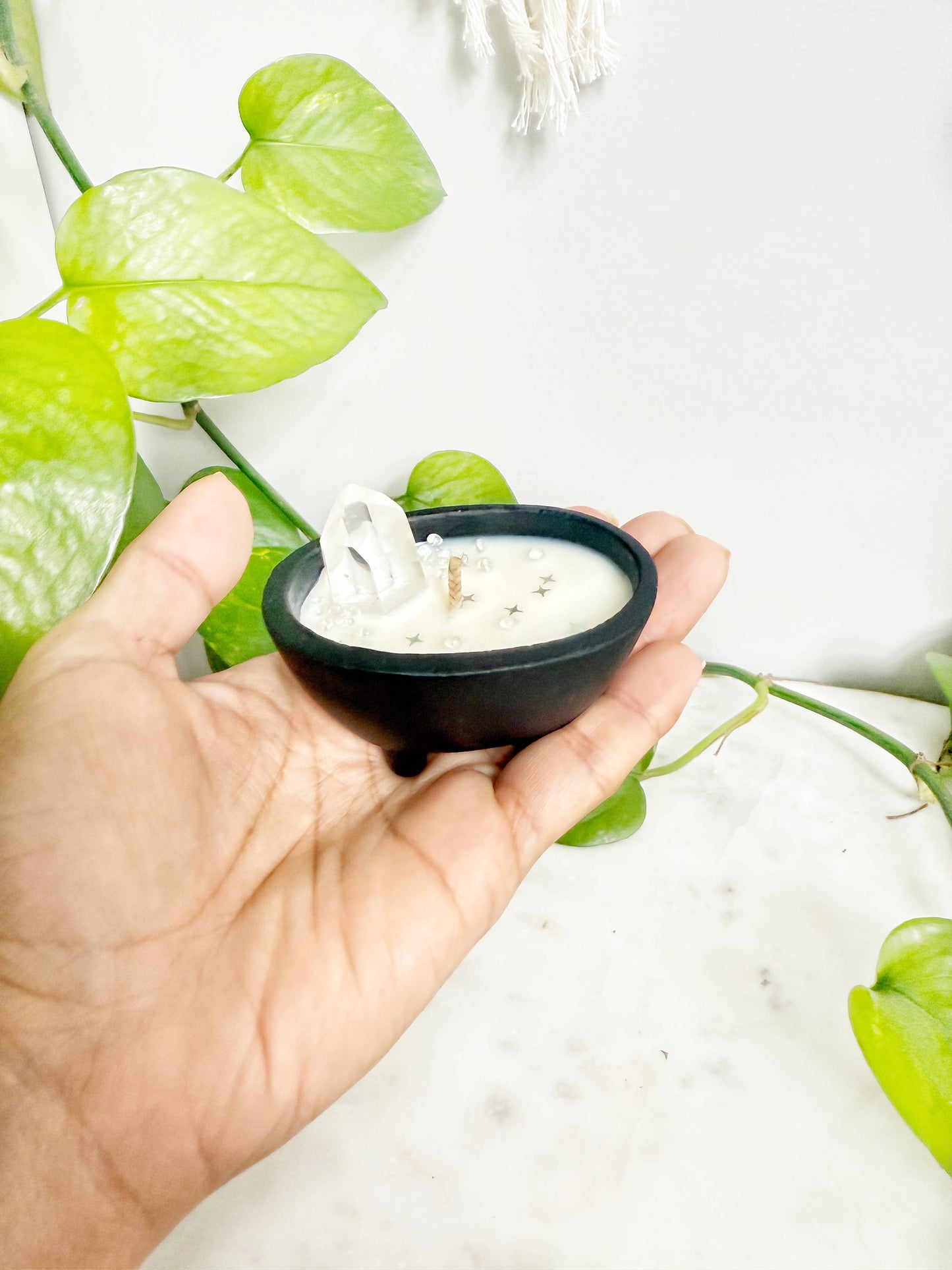 Manifesting Cauldron Candle - Cozy Coven