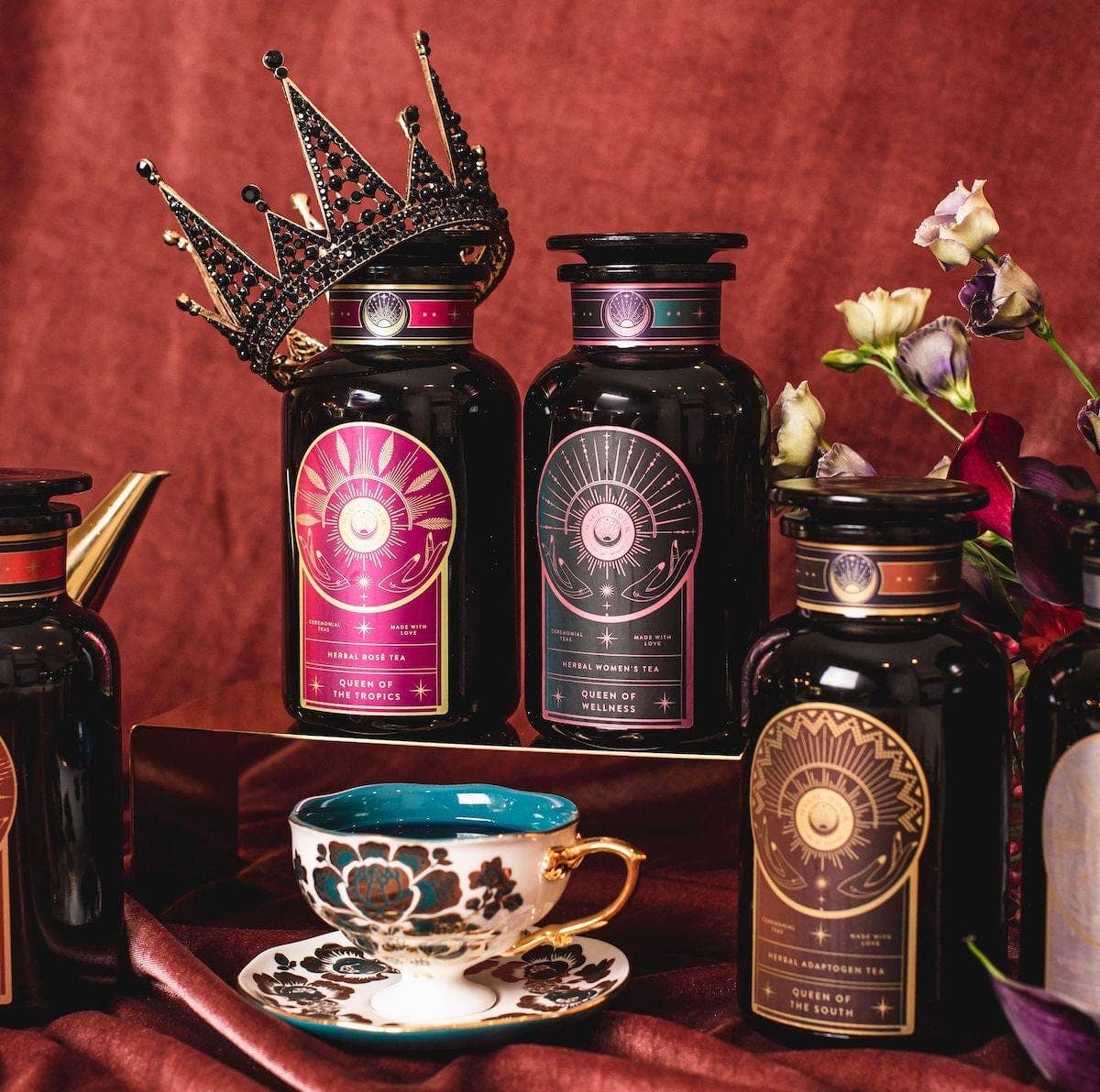 Queen of Wellness: Women's Hormone Balancing Tea - Cozy Coven