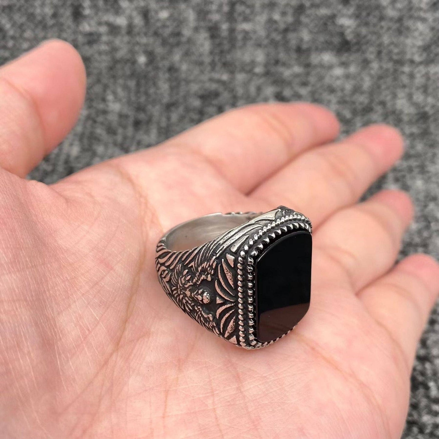 Inlaid Black Agate Stainless Steel Carved Ring - MJ/MR