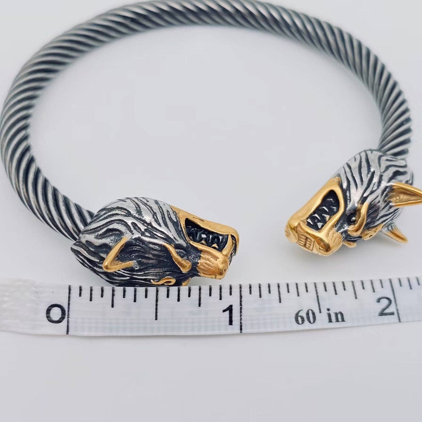 Viking Double Wolf Head Men's Stainless Steel Bangle - MJ/BC