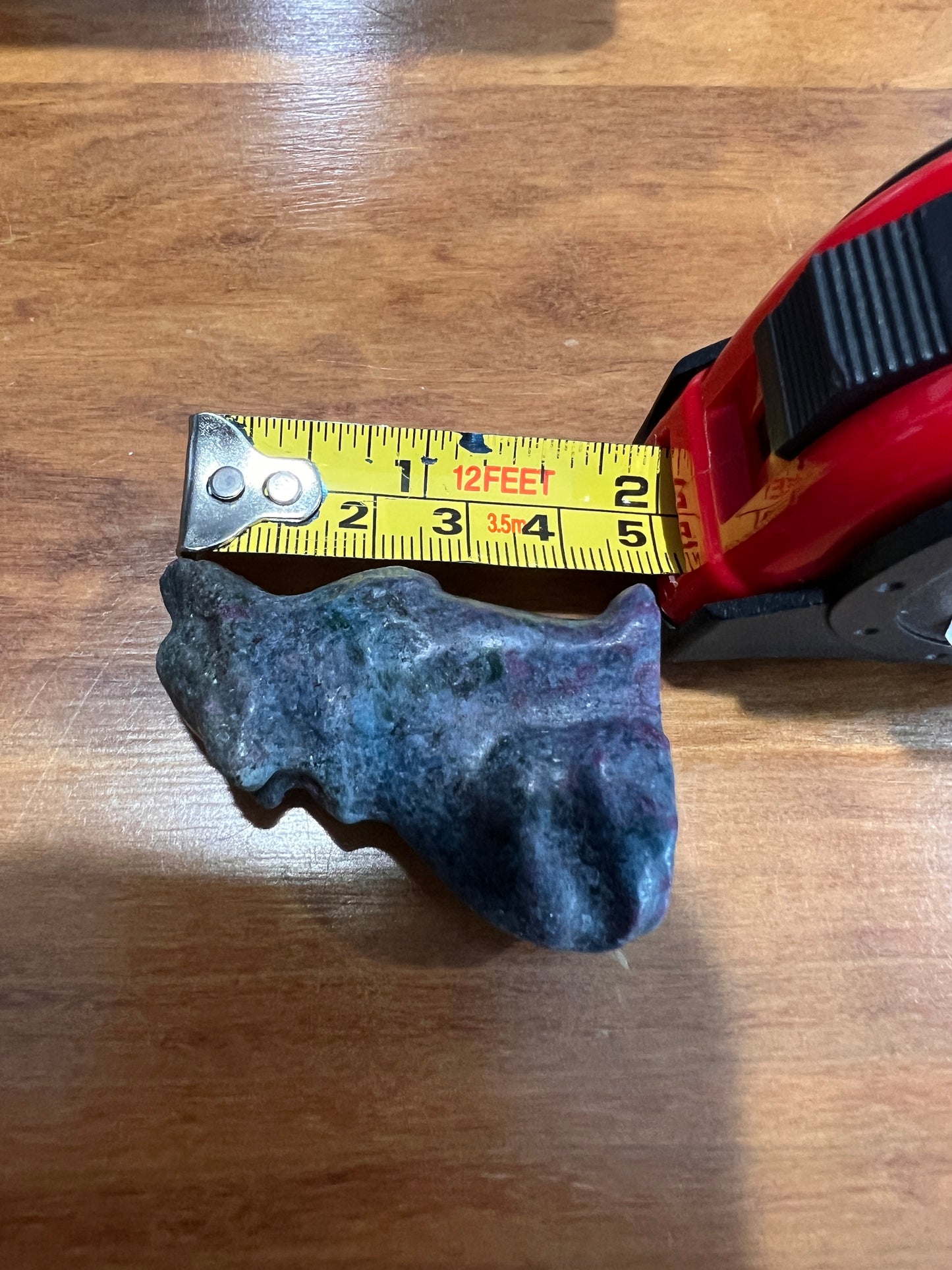 Ruby Zosite Wolf Carving
