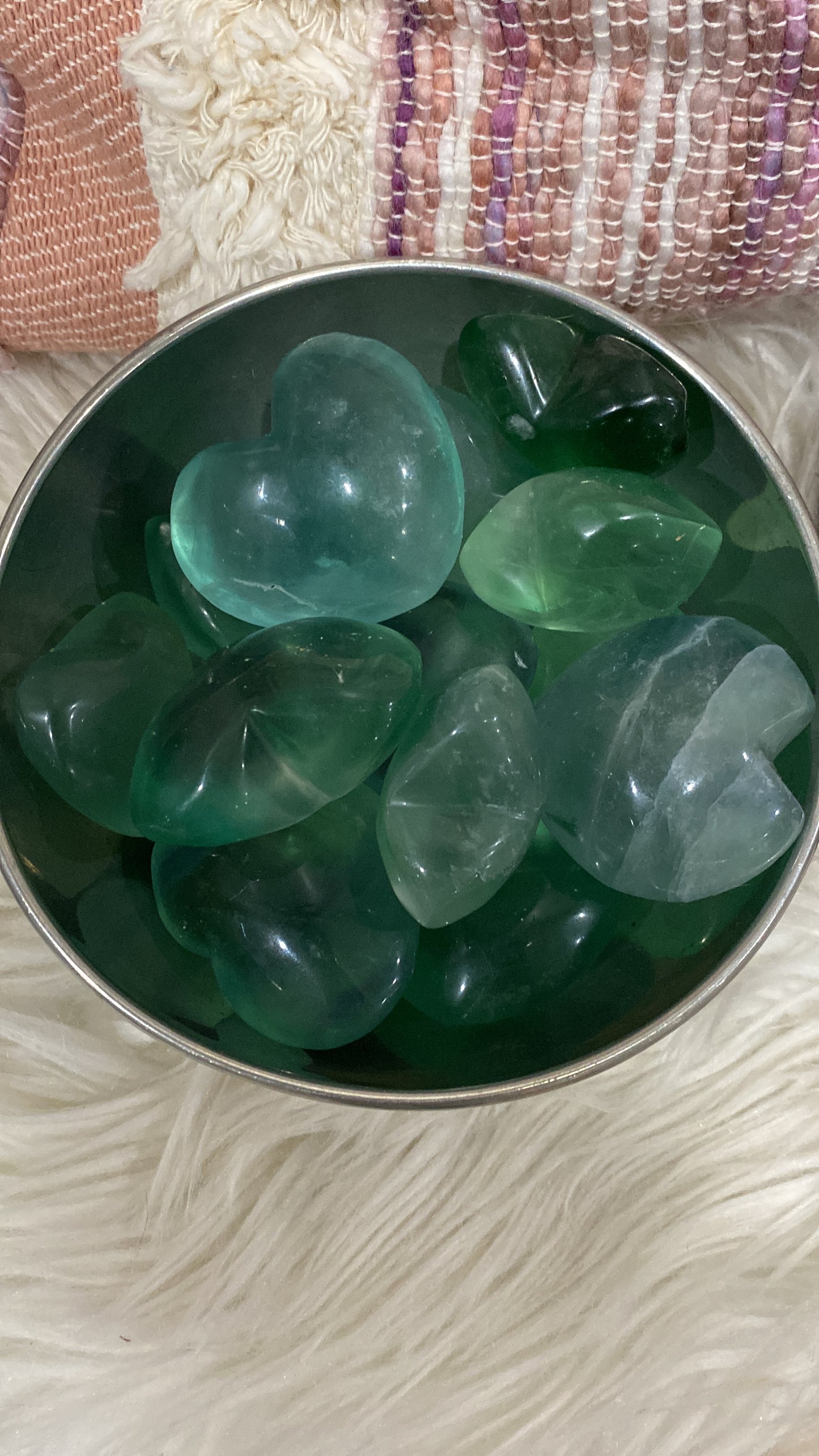 Green Fluorite Heart Palmstone - Cozy Coven