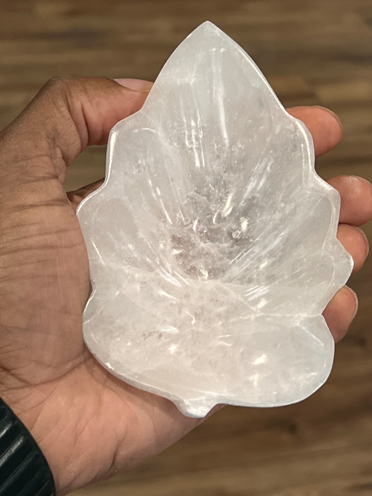 Selenite leaf bowl