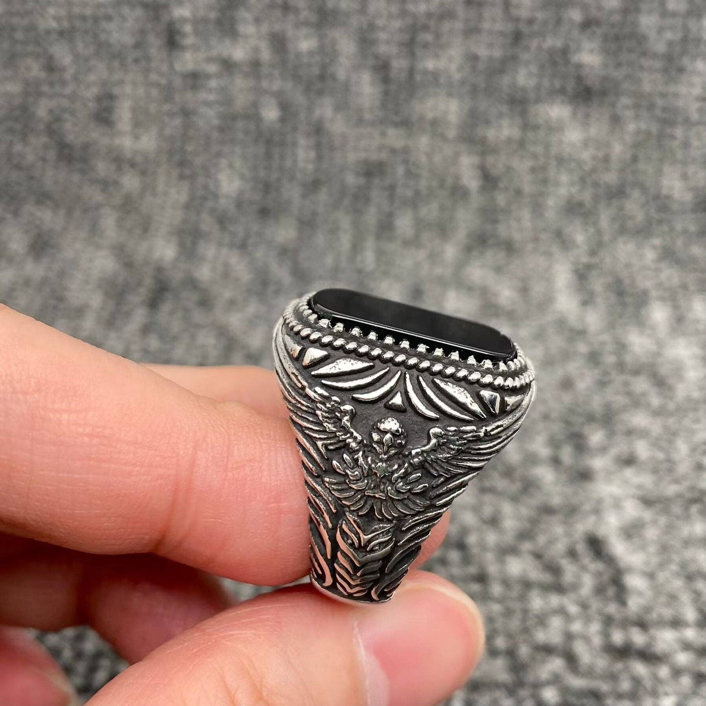 Inlaid Black Agate Stainless Steel Carved Ring - MJ/MR