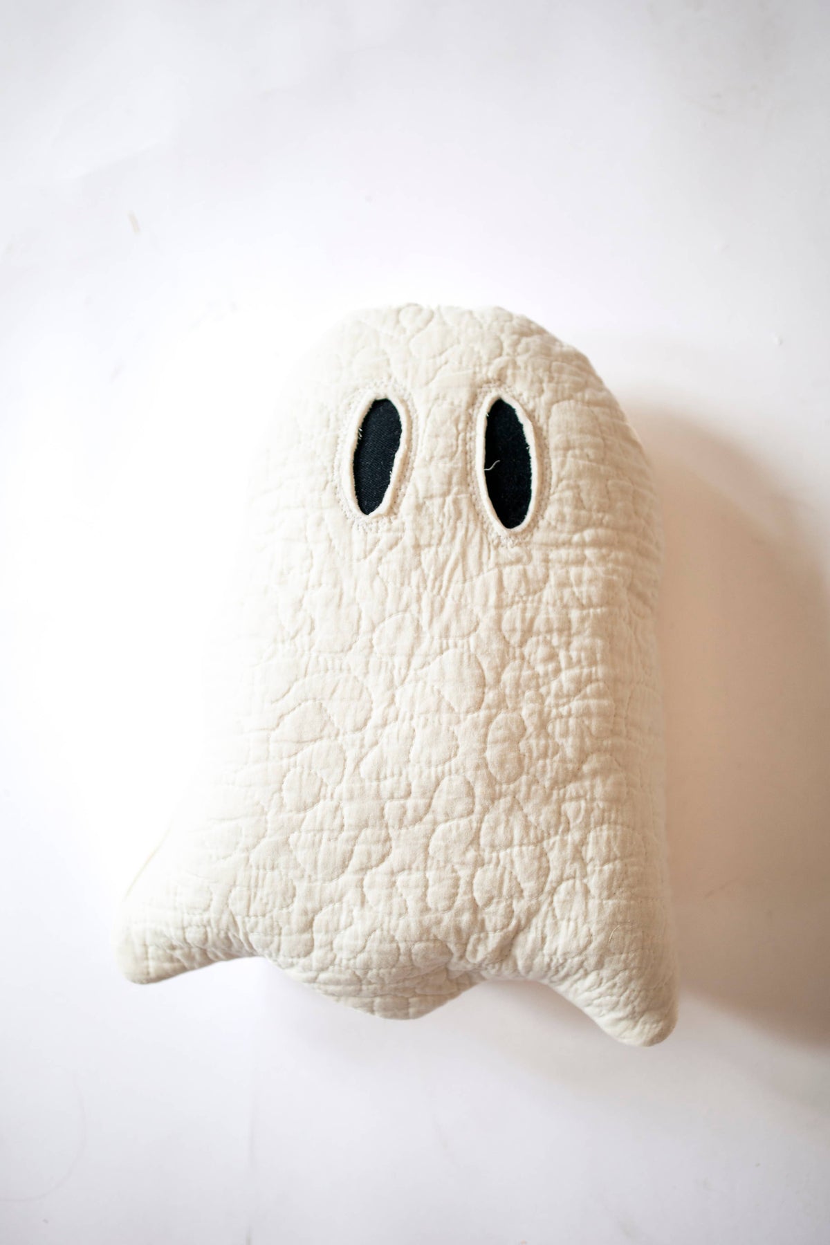 Quilt Ghost Pillows 