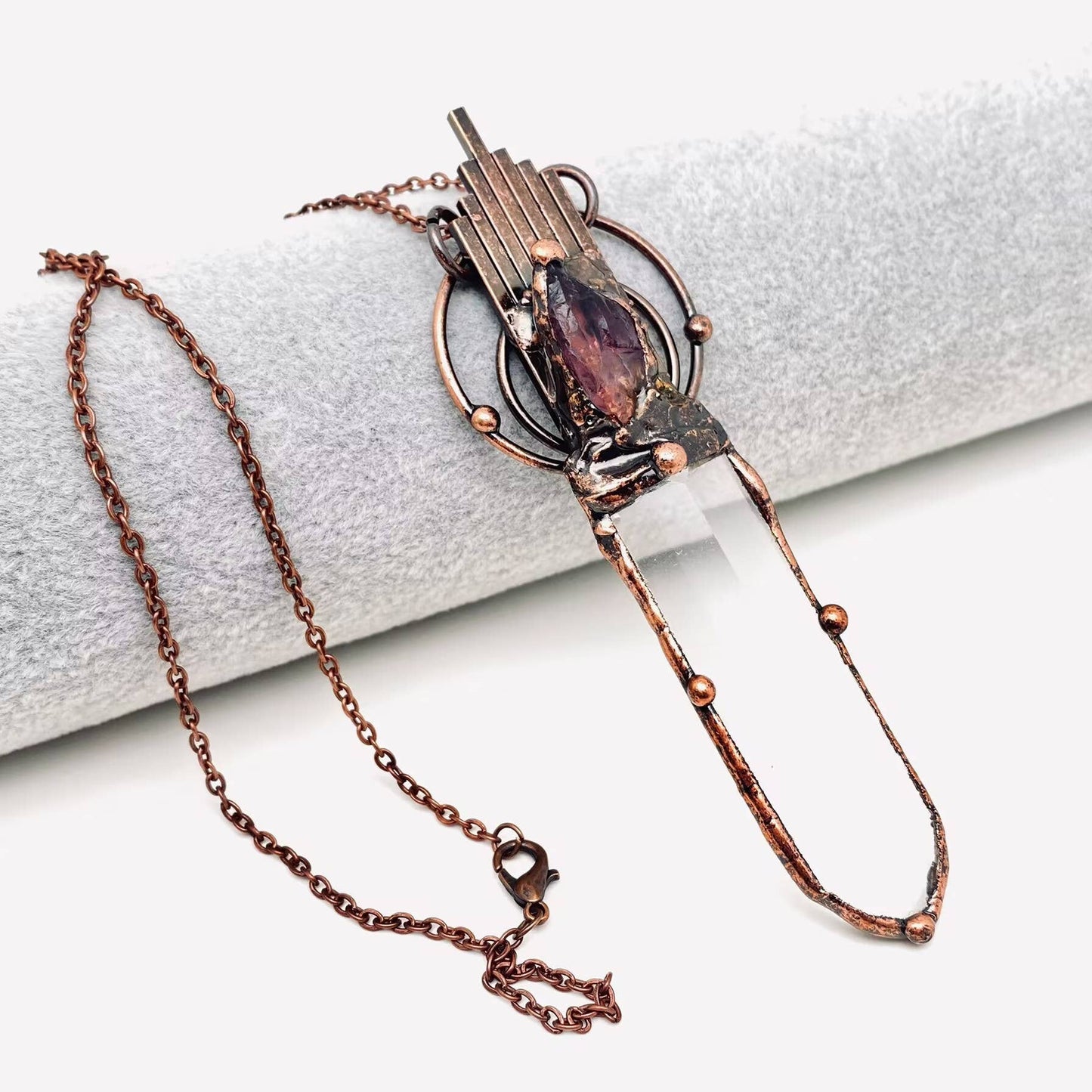 Vintage Sword-Shaped Stone Crystal Pendant Necklace