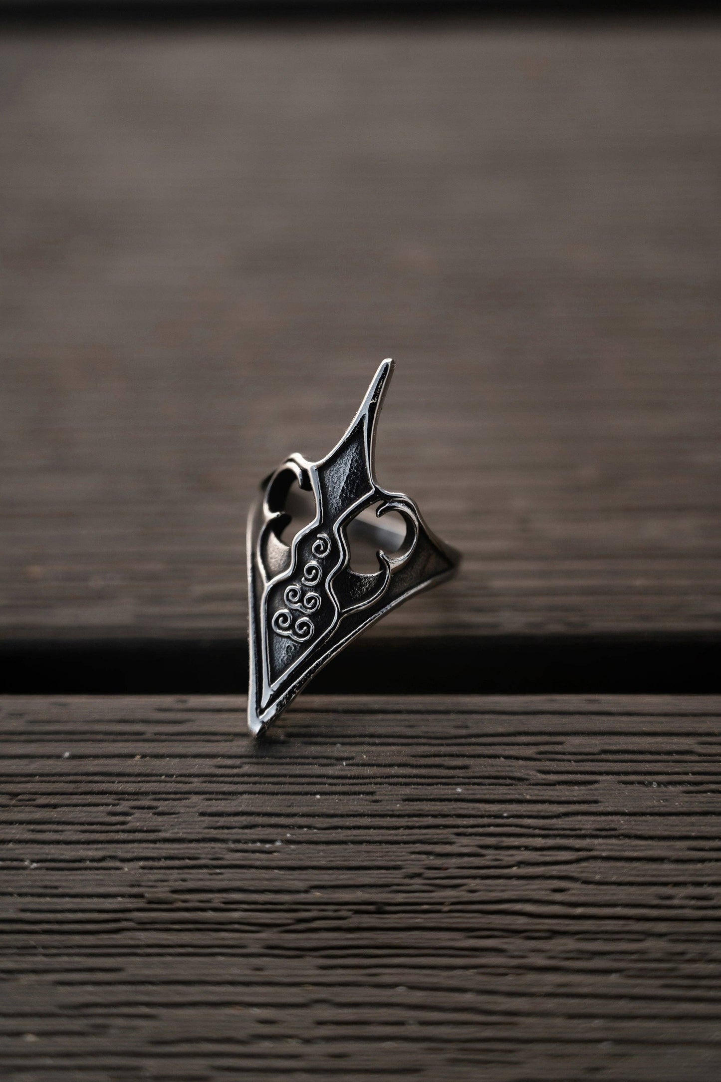 Acanthus Ring
