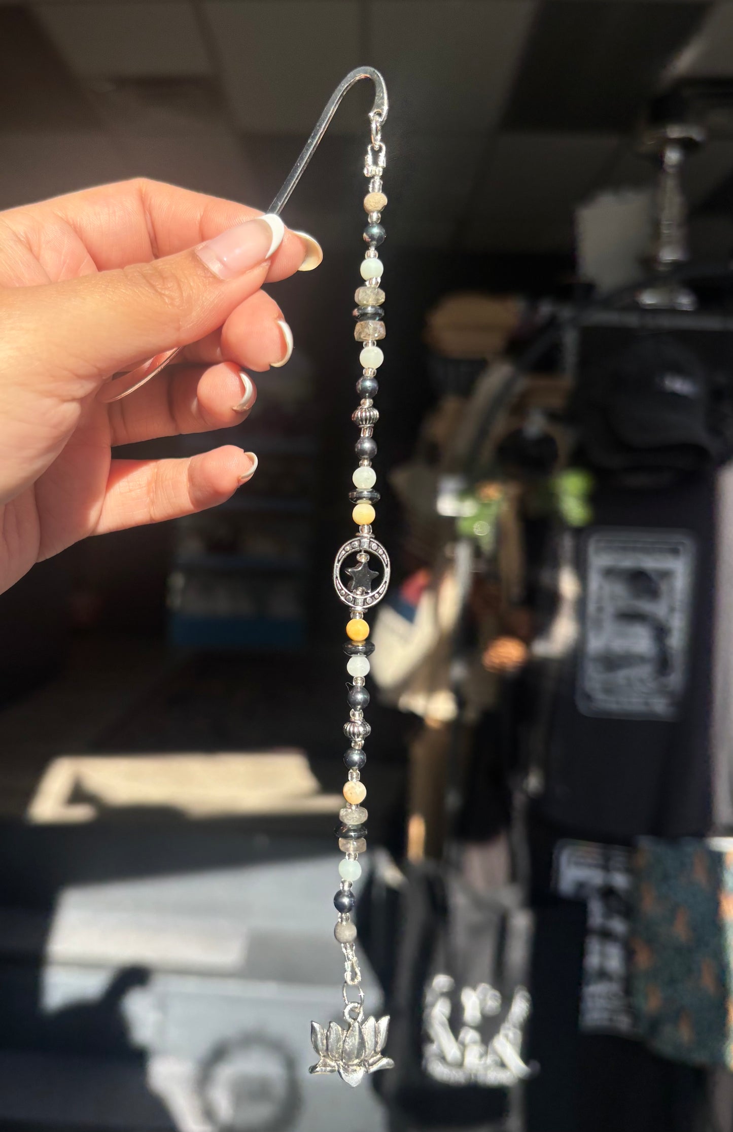 Crystal Bookmark Hooks