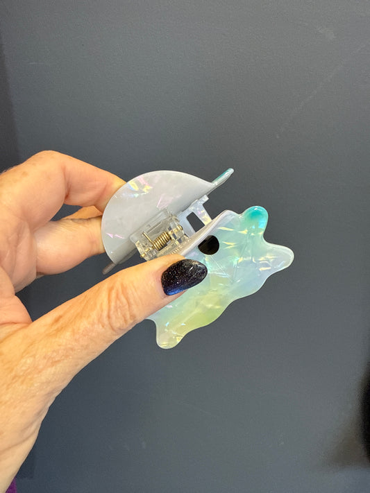 Ghost Claw Hair Clip
