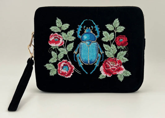 Sanctuary Everything Pouch by Myth & Thread - Cozy Coven