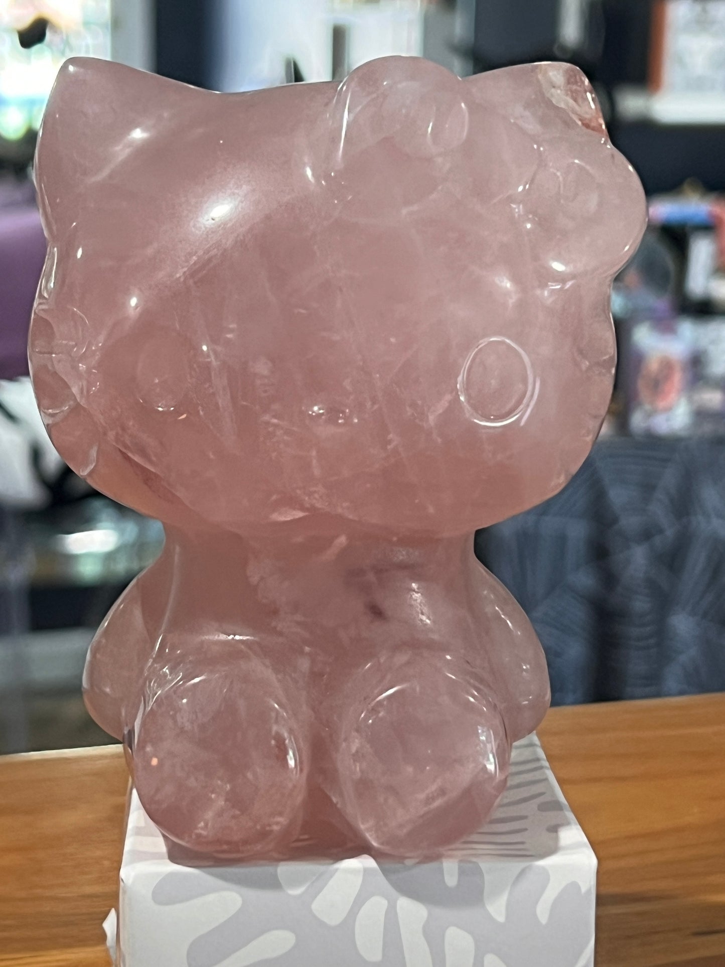 Rose Quartz Extra Large Hello Kitty Carving