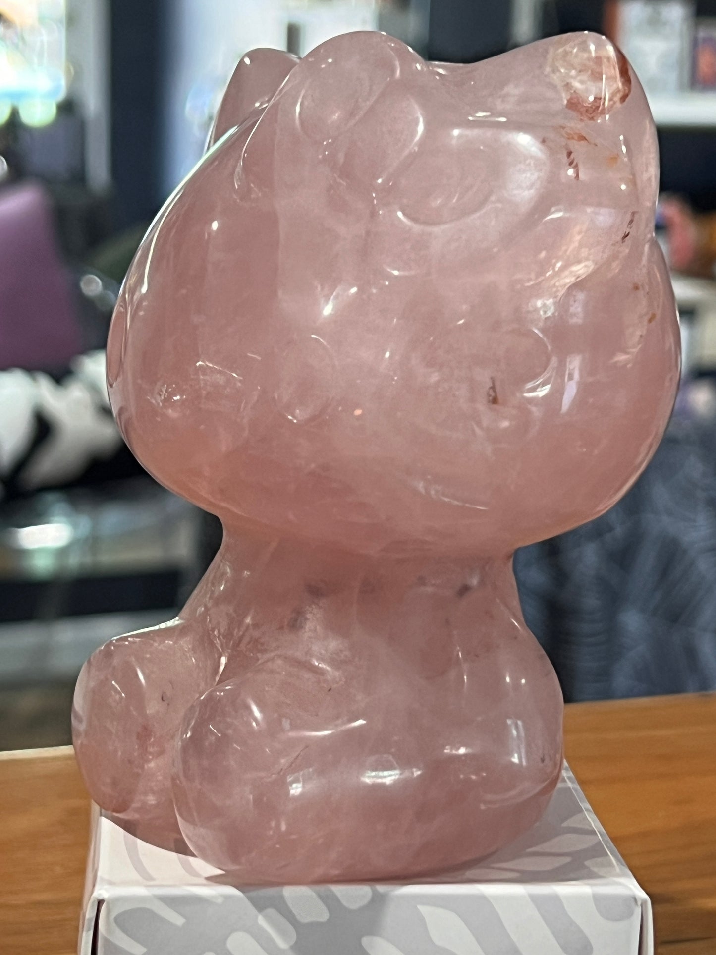 Rose Quartz Extra Large Hello Kitty Carving