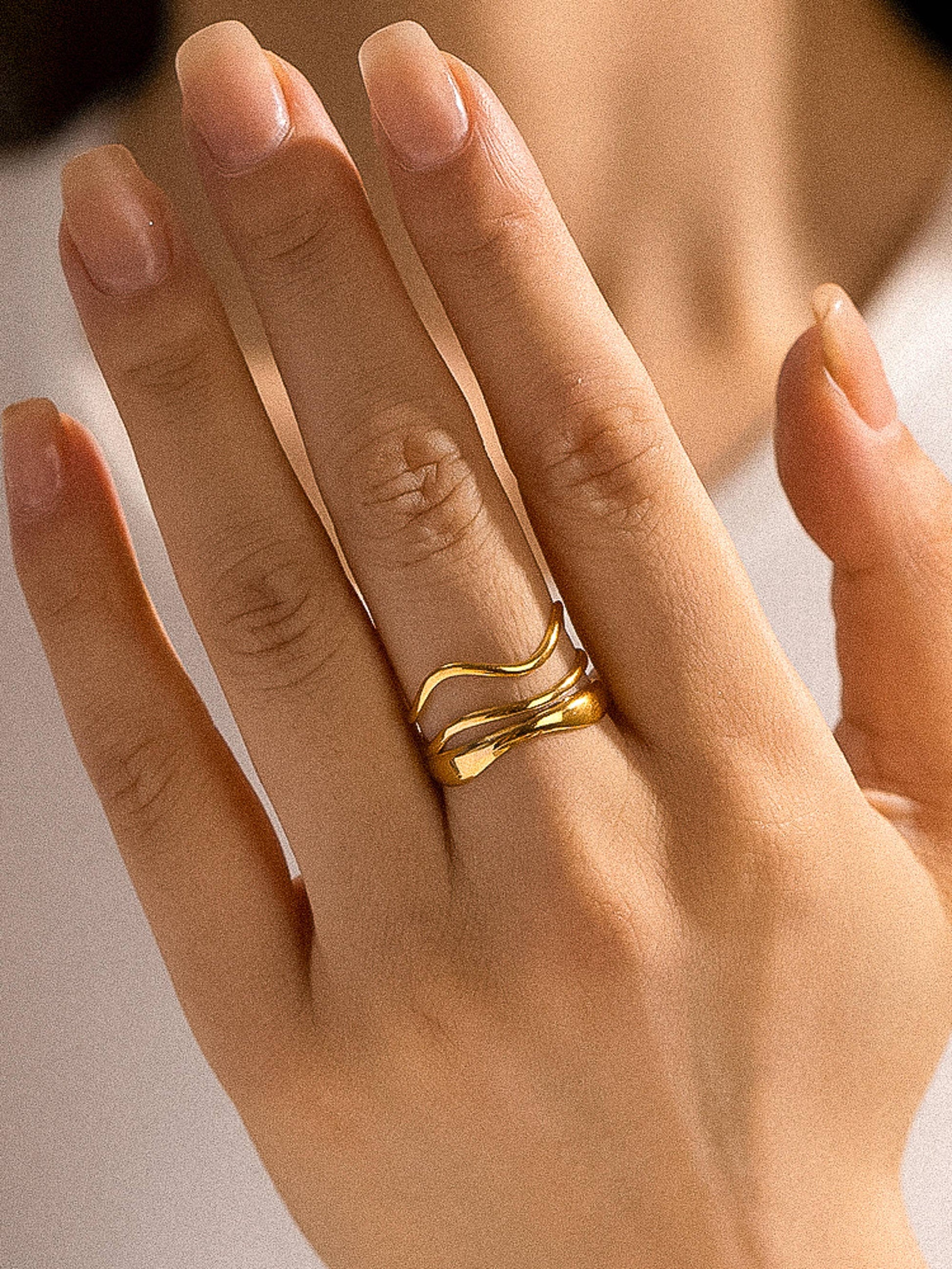 Ozzy 18K Gold Non-Tarnish Abstract Ring - Cozy Coven