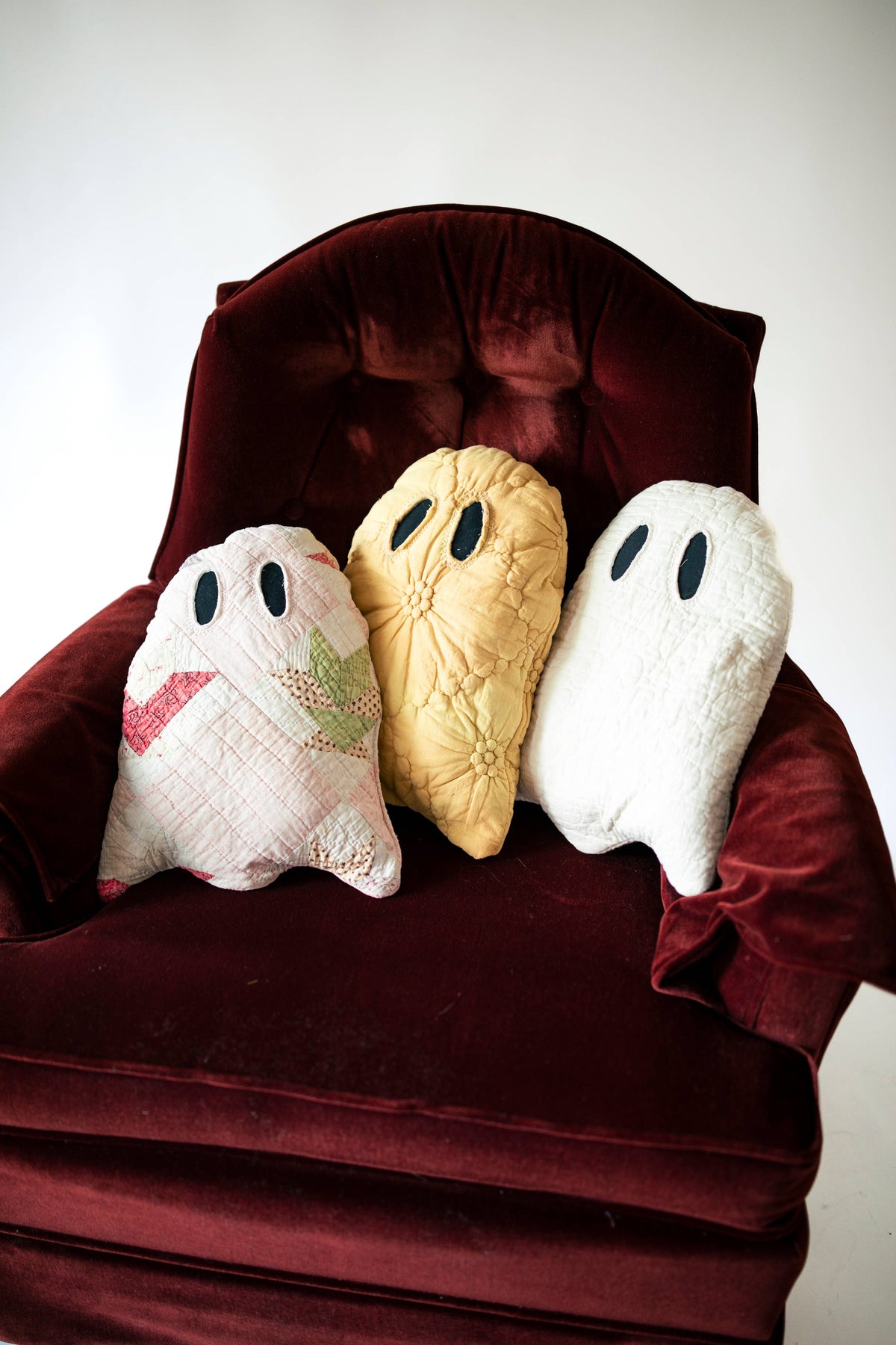 Quilt Ghost Pillows 
