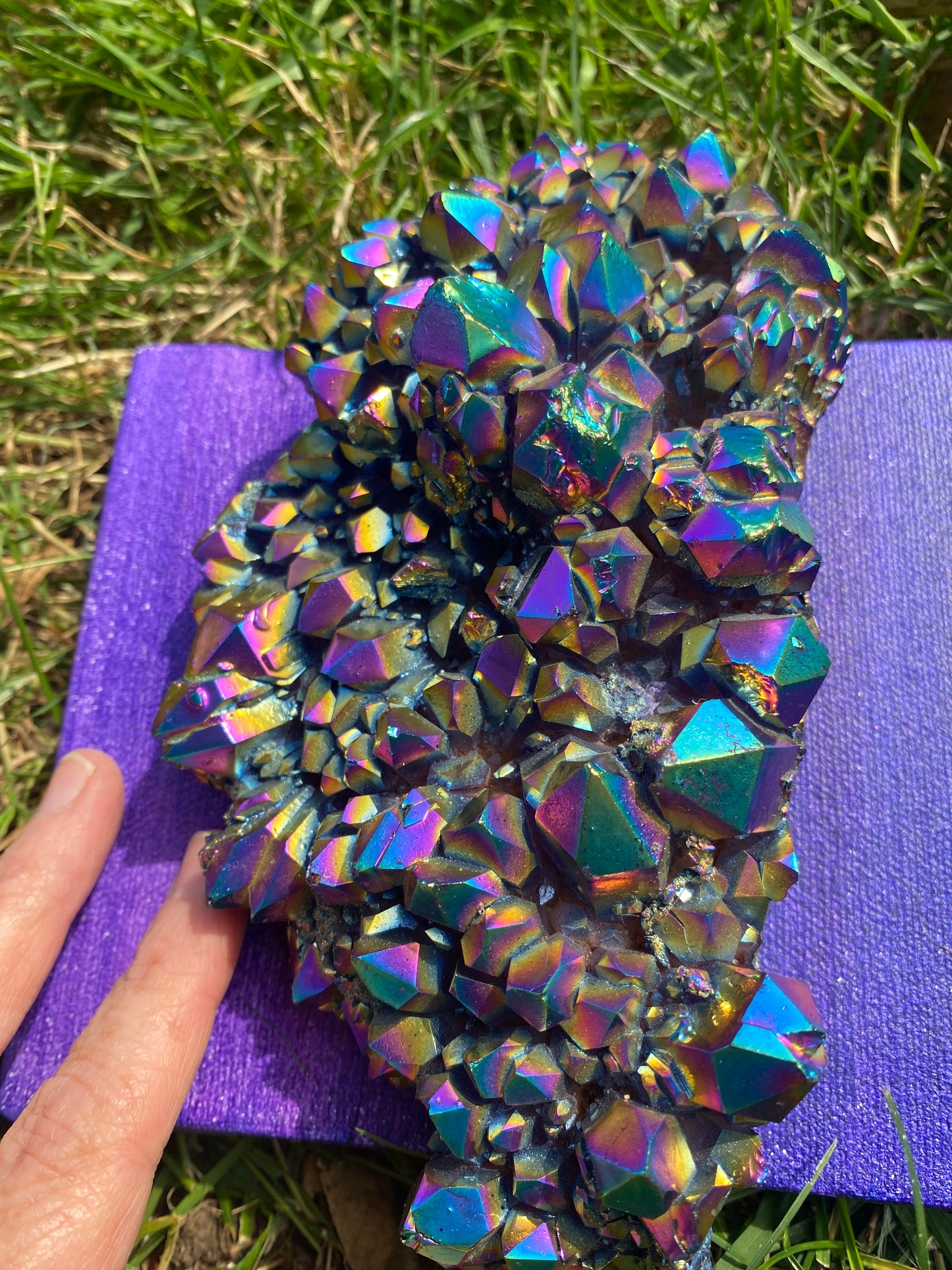 Rainbow Aura Cluster