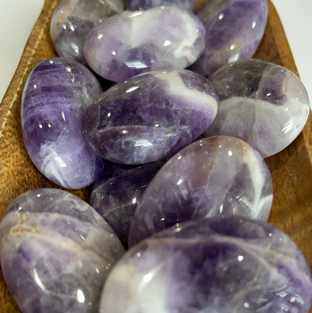 Amethyst Palm Stone - The Healing Collective NY 